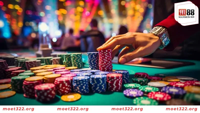 Hướng Dẫn Luật Chơi Poker Cơ Bản Tại M88 3 Học luật chơi Poker qua các vòng đấu